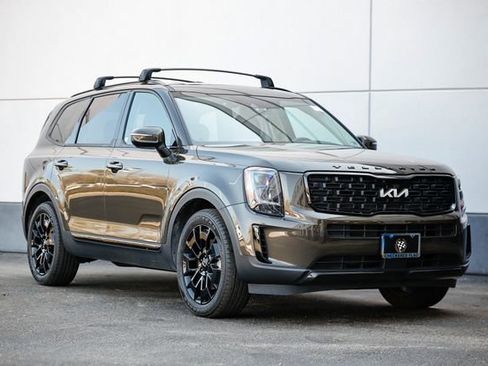 Used 2022 Kia Telluride EX w/ EX Premium Package image 1