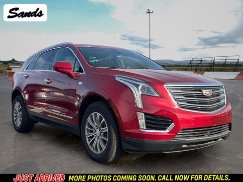 Used 2019 Cadillac XT5 Luxury AWD/4WD image 1