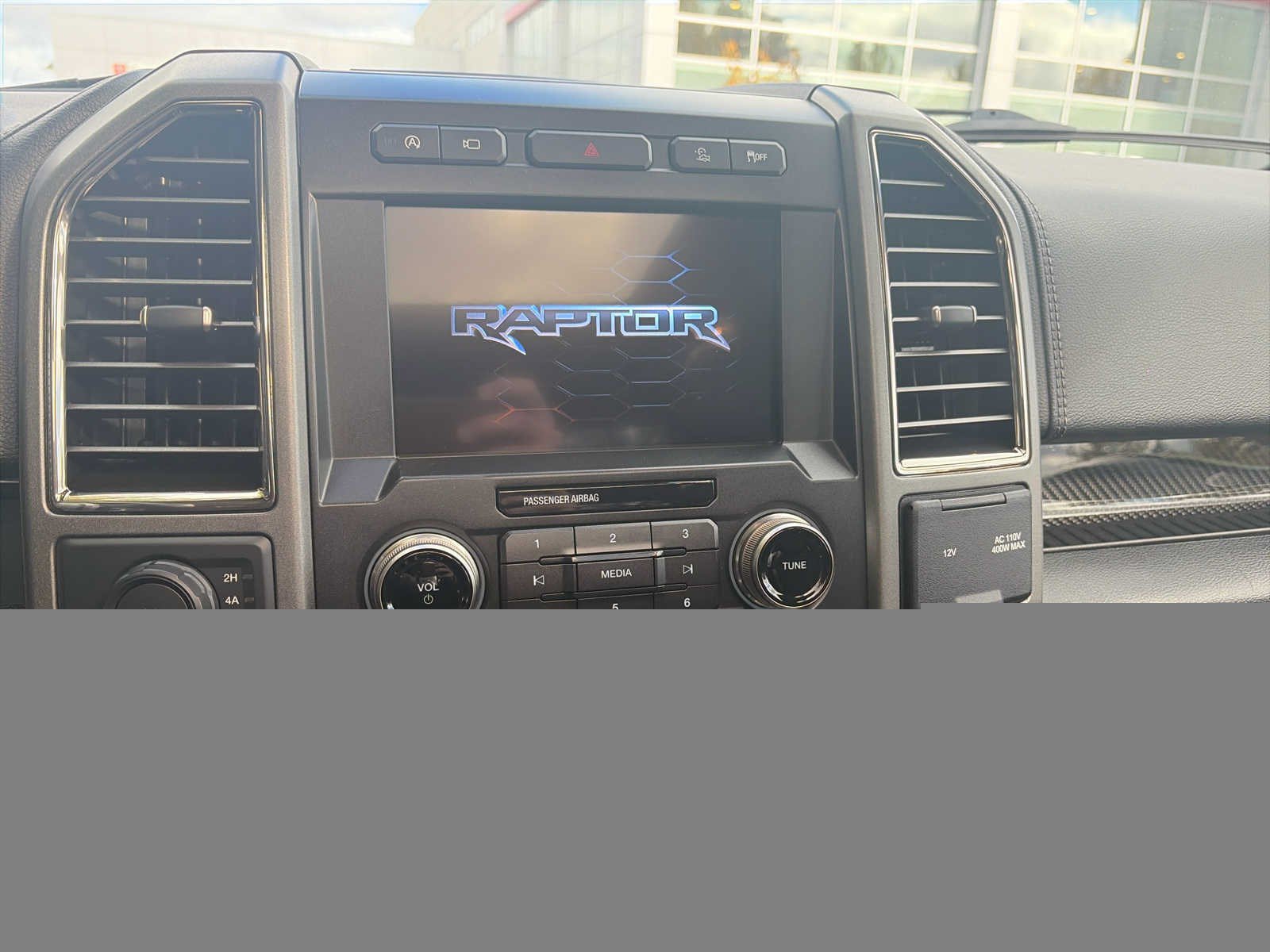 Used 2019 Ford F150 Raptor w/ Equipment Group 802A Luxury AWD/4WD image 8