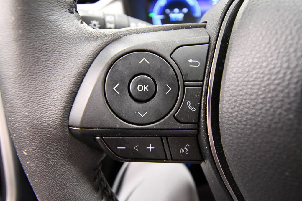 Used 2025 Toyota RAV4 Limited w/ Advanced Technology Package AWD/4WD image 22