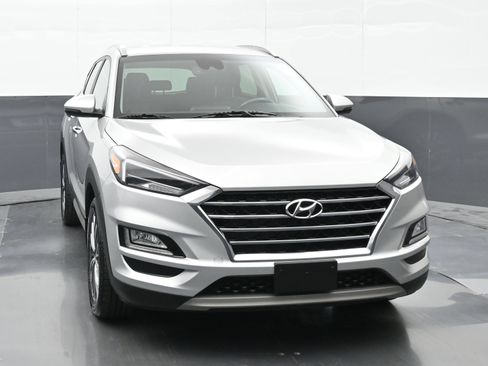 Used 2020 Hyundai Tucson Limited FWD image 3