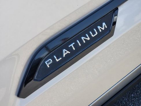 Used 2023 Toyota Sequoia Platinum image 8