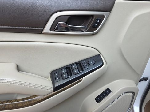 Used 2018 GMC Yukon Denali w/ Open Road Package image 23