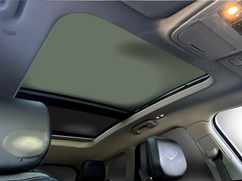 Used 2021 Lincoln Corsair Reserve w/ Equipment Group 201A image 28