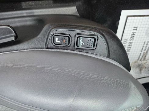 Used 2014 FIAT 500L Lounge FWD image 23