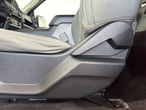Used 2016 Ford F150 XL w/ Equipment Group 101A Mid AWD/4WD image 22