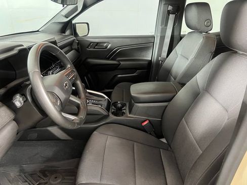 Used 2023 Chevrolet Colorado Trail Boss AWD/4WD image 10