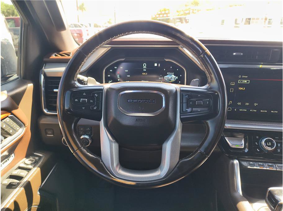 Used 2023 GMC Sierra 1500 Denali w/ Denali Reserve Package AWD/4WD image 7