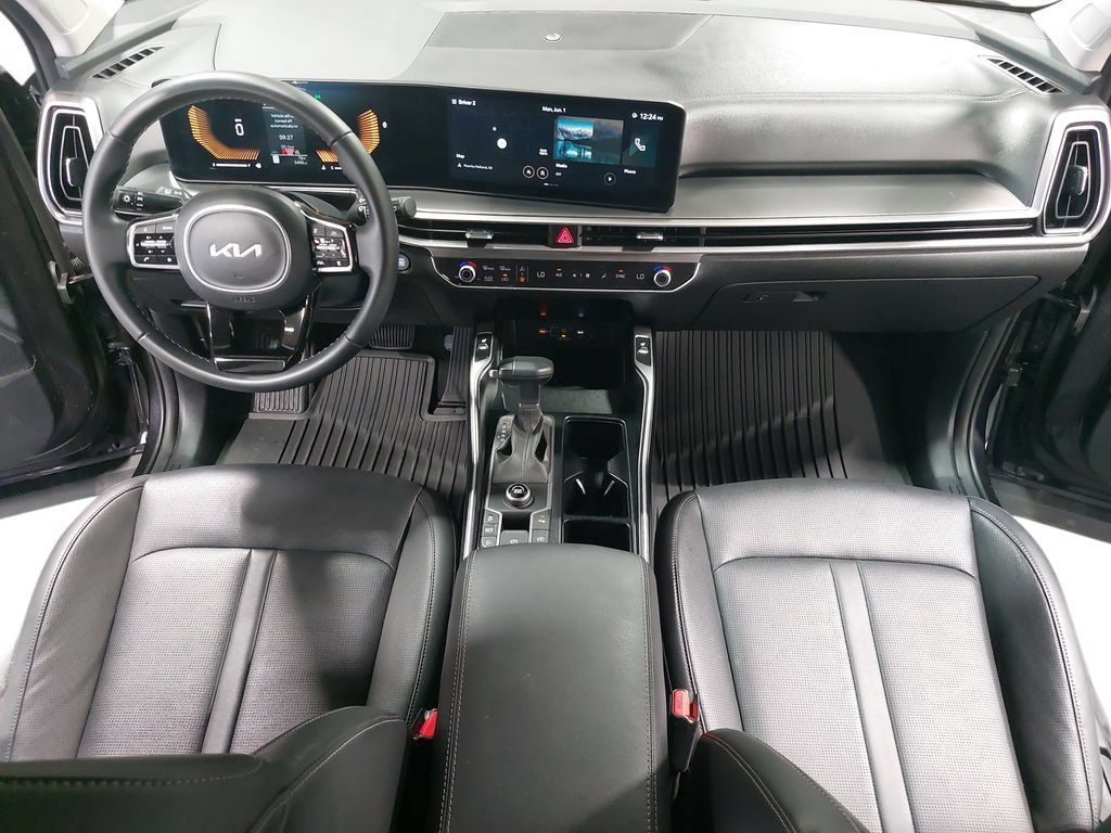 Used 2025 Kia Sorento S w/ Panoramic Sunroof Package FWD image 24