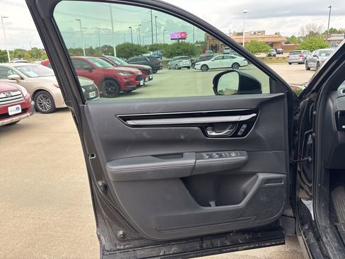 Used 2023 Honda CR-V Sport Touring image 9