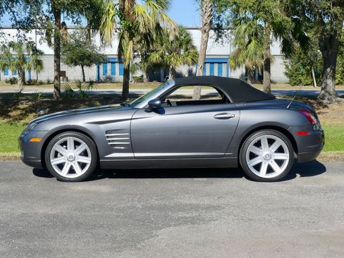 Used 2005 Chrysler Crossfire Limited RWD image 16