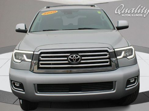 Used 2020 Toyota Sequoia Platinum image 11