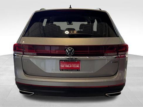 Used 2024 Volkswagen Atlas SE AWD/4WD image 5
