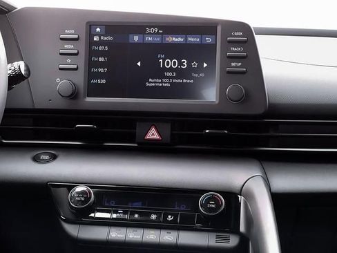 New 2026 Hyundai Elantra Sport FWD image 19