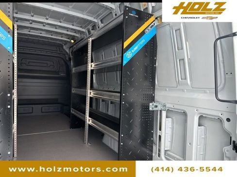 Used 2025 Mercedes-Benz Sprinter 2500 image 31