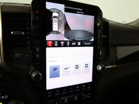 Used 2025 RAM 1500 Limited image 10