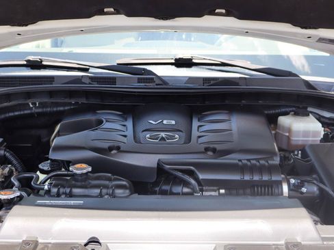 Used 2016 INFINITI QX80 4WD w/ Deluxe Technology Package image 41