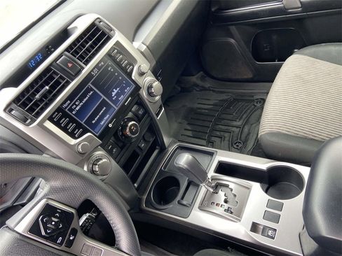 Used 2022 Toyota 4Runner SR5 image 25