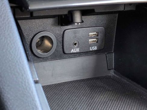 Used 2018 Subaru Legacy 2.5i Premium w/ Eyesight & BSD & Rcta & HBA image 31