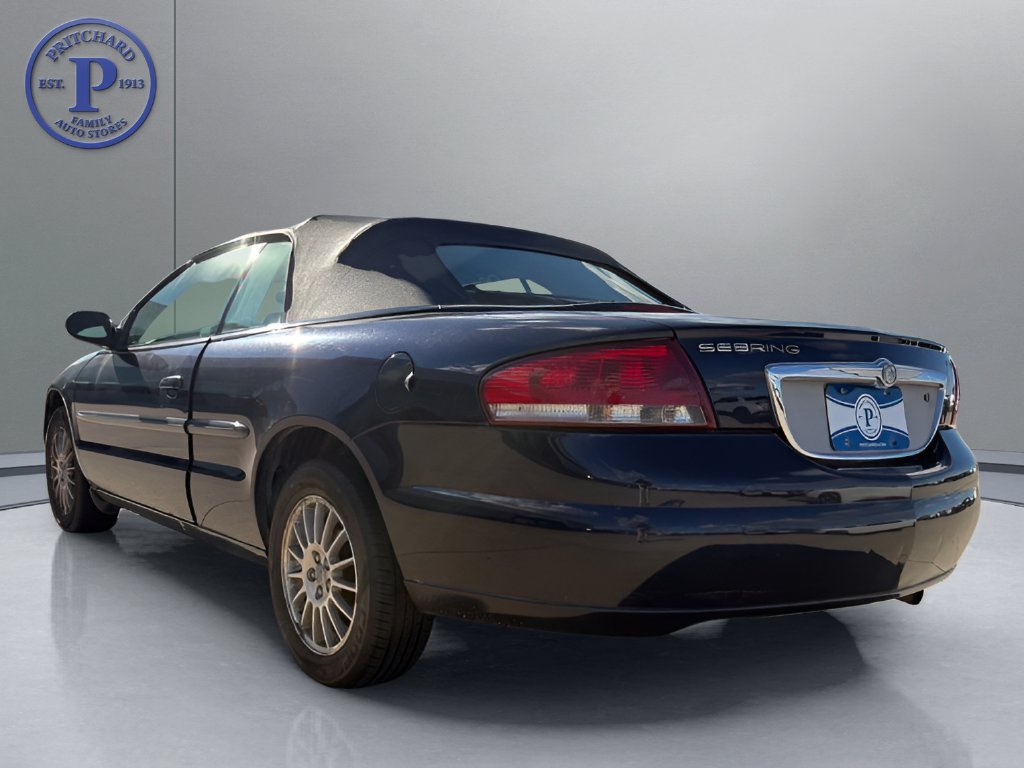 Used 2004 Chrysler Sebring LXi FWD image 5