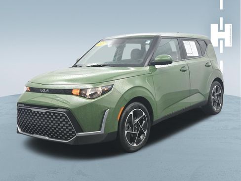 Used 2023 Kia Soul EX FWD image 1