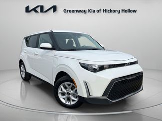 New 2025 Kia Soul LX image 1