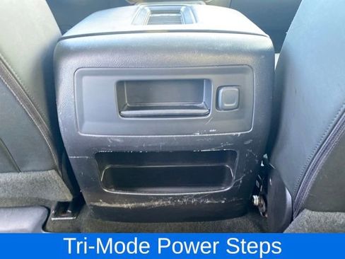 Used 2017 GMC Sierra 1500 Denali w/ Denali Ultimate Package image 7