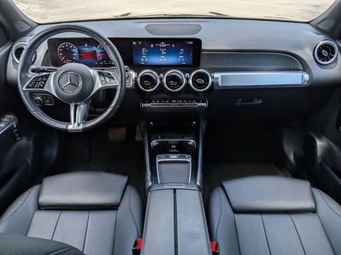 Used 2025 Mercedes-Benz GLB 250 image 19