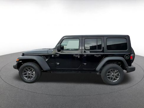 Used 2025 Jeep Wrangler Sport S image 9