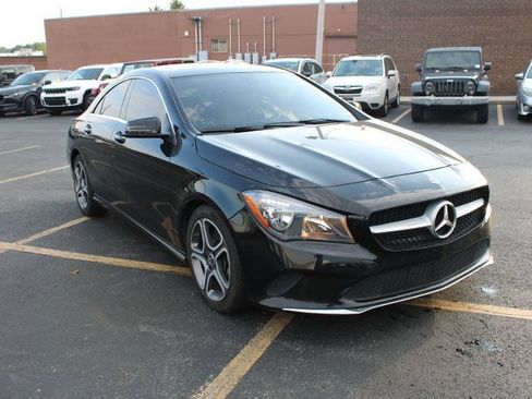 Used 2019 Mercedes-Benz CLA 250 4MATIC image 4