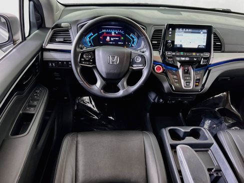 Used 2023 Honda Odyssey Touring image 23