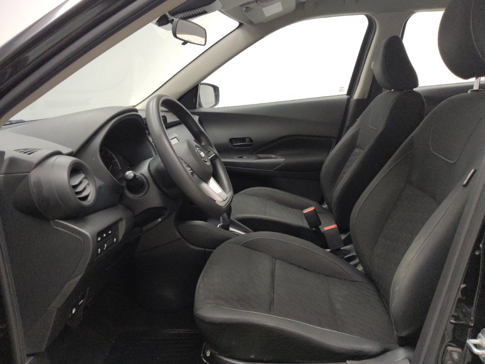 Used 2021 Nissan Kicks S FWD image 17