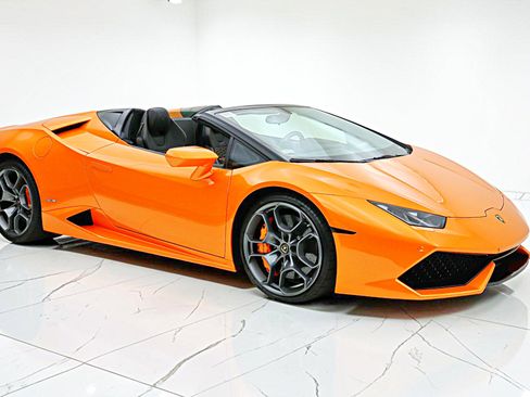 Used 2017 Lamborghini Huracan LP 610-4 AWD/4WD image 21