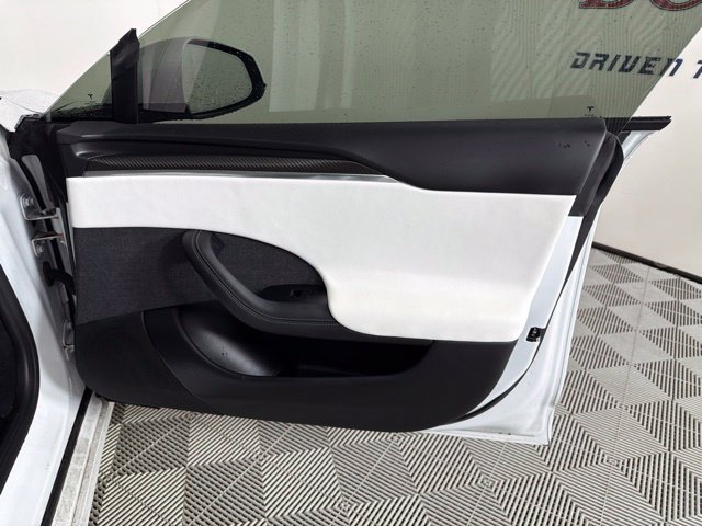 Used 2022 Tesla Model S Plaid AWD/4WD image 33