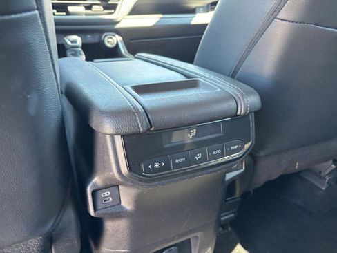 Used 2025 Toyota Grand Highlander FWD image 24