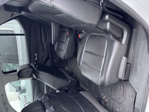 Used 2019 Chevrolet Traverse Premier w/ LPO, Floor Liner Package AWD/4WD image 4