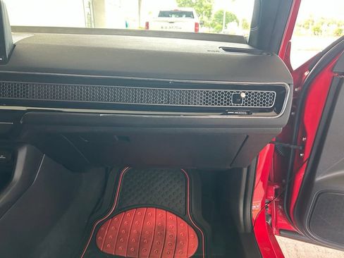 Used 2022 Honda Civic Sport image 19