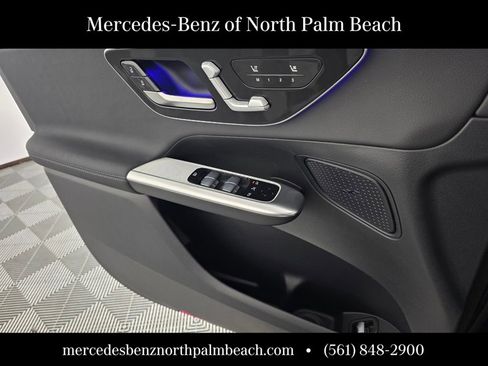 New 2026 Mercedes-Benz GLC 300 image 14