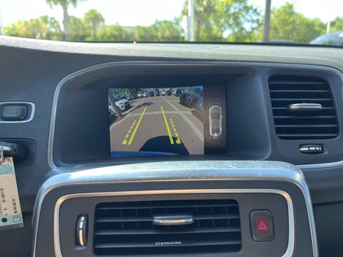 Used 2018 Volvo S60 T5 Inscription FWD image 25