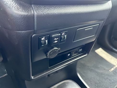 Used 2020 Toyota Sienna SE Premium image 43