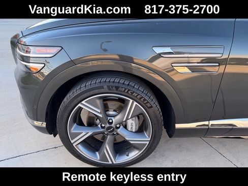 Used 2025 Genesis GV80 3.5T Prestige image 8