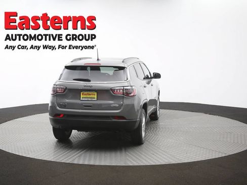 Used 2023 Jeep Compass Latitude w/ Sun and Sound Group AWD/4WD image 40