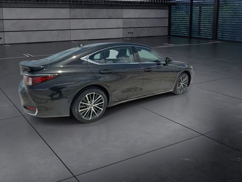 Certified 2025 Lexus ES 300h w/ Premium Package FWD image 8