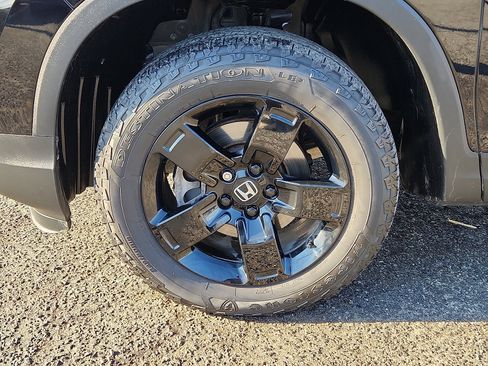 Used 2024 Honda Ridgeline Black Edition image 8