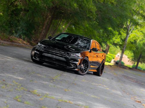 Used 2020 Dodge Charger Scat Pack w/ Daytona Edition Group RWD image 22