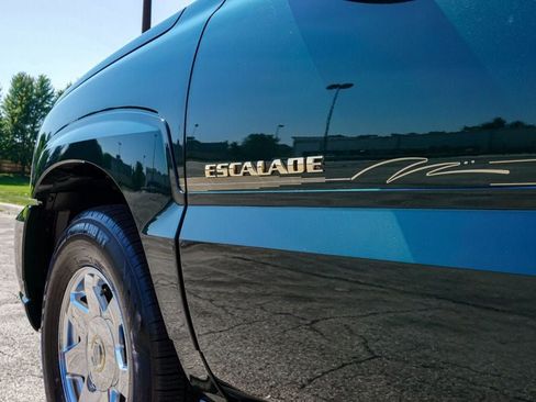 Used 2003 Cadillac Escalade AWD image 75