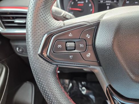 Used 2022 Chevrolet TrailBlazer RS FWD image 28