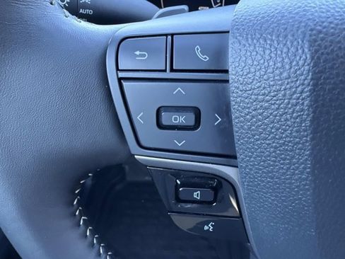 Certified 2025 Toyota Camry SE image 24