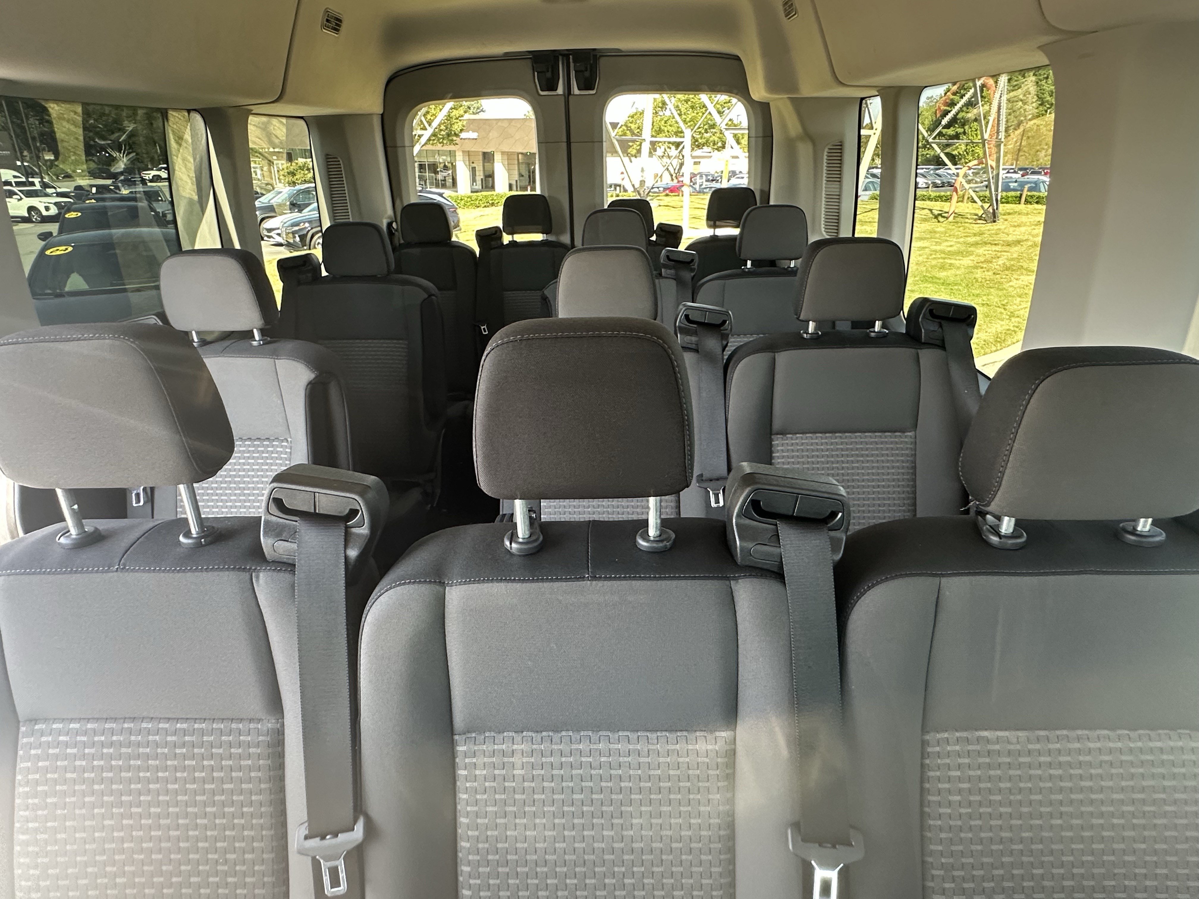 Used 2022 Ford Transit 350 XLT RWD image 16