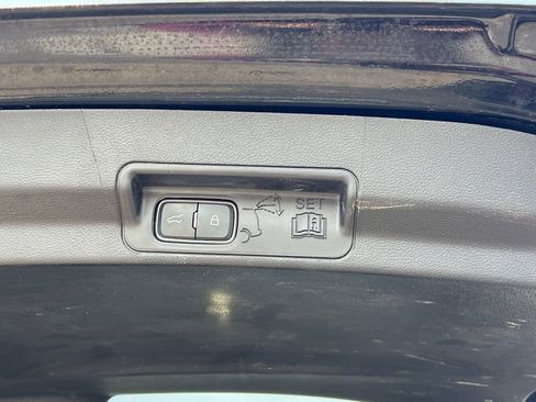 Used 2025 Ford Explorer ST-Line image 40